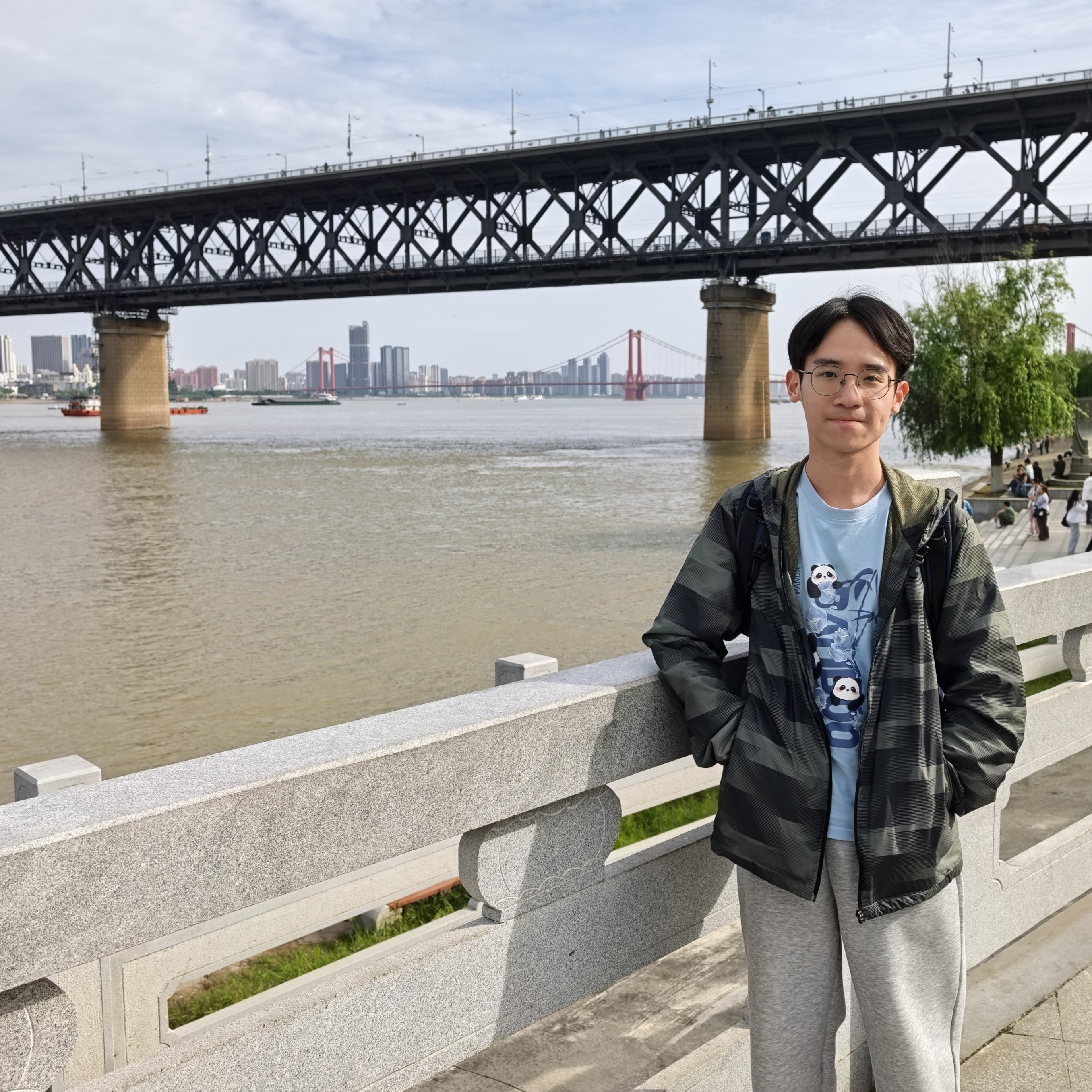 Hongyi Chen